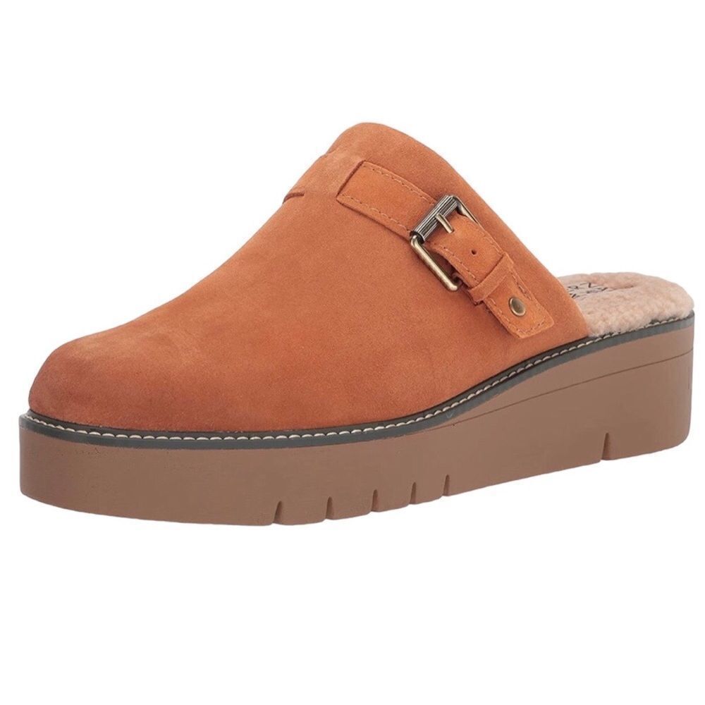 NWT NATURALIZER Pull-On Suede Rust Suede T-Strap Suede Fuzzy Interior Size: 7